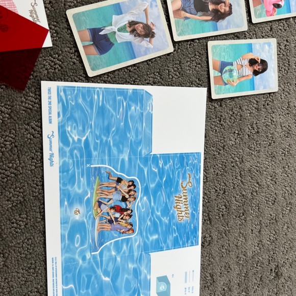 Twice Summer Nights Album and Extras - Picture 5 of 9